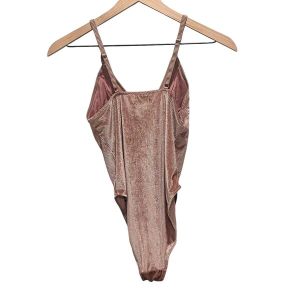 Urban Outfitters Out From Under Body Suit Size Small - Picture 2 of 6